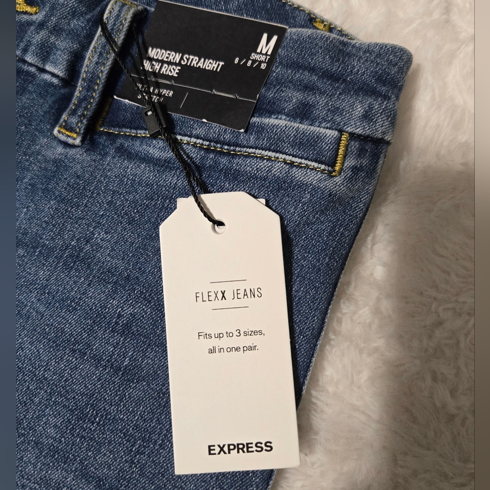 Express Jeans Modern Straight Mid Rise M Short Brand New - Picture 3 of 8